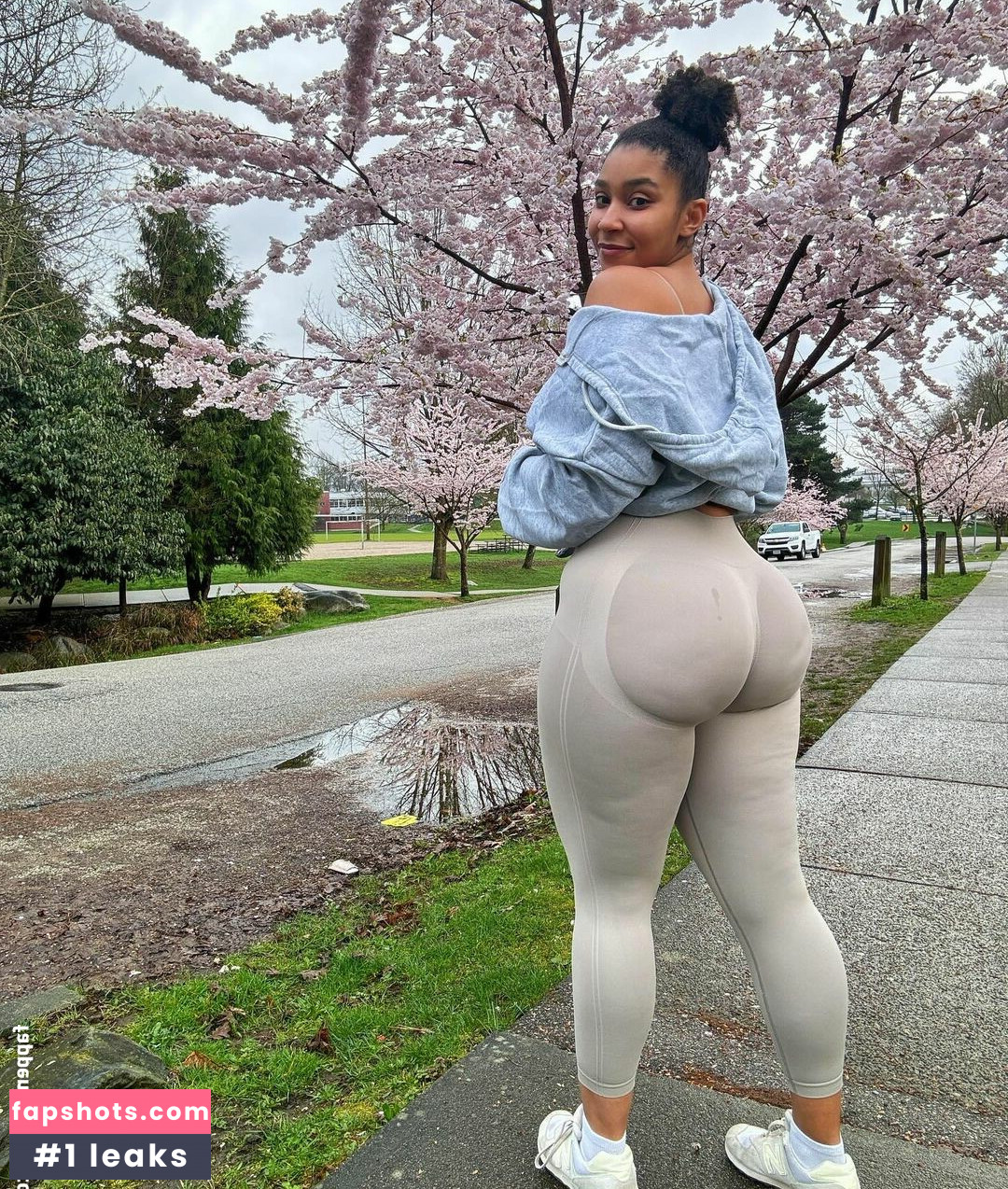 Sapphire gallery photo #13