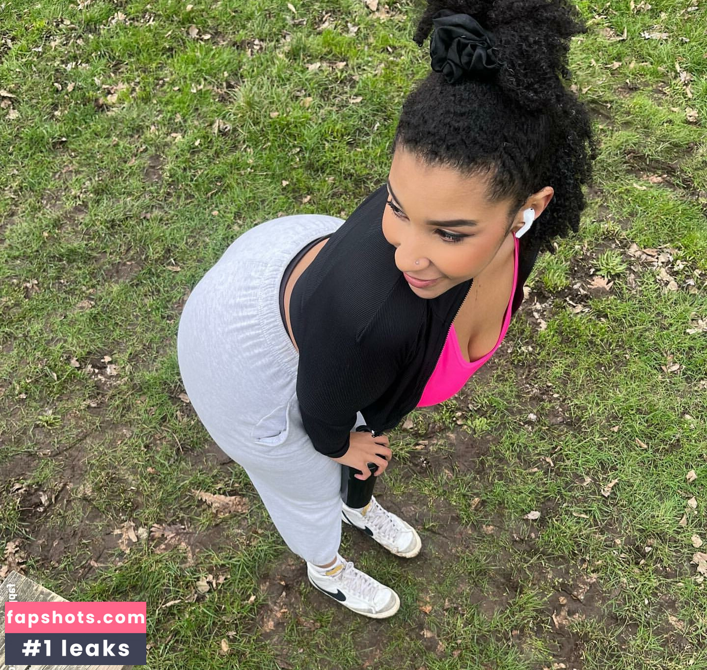 Sapphire gallery photo #9