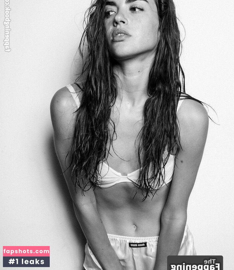 Sara Barbieri gallery photo #12