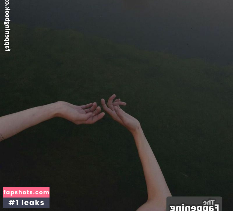 Sara Barbieri gallery photo #3