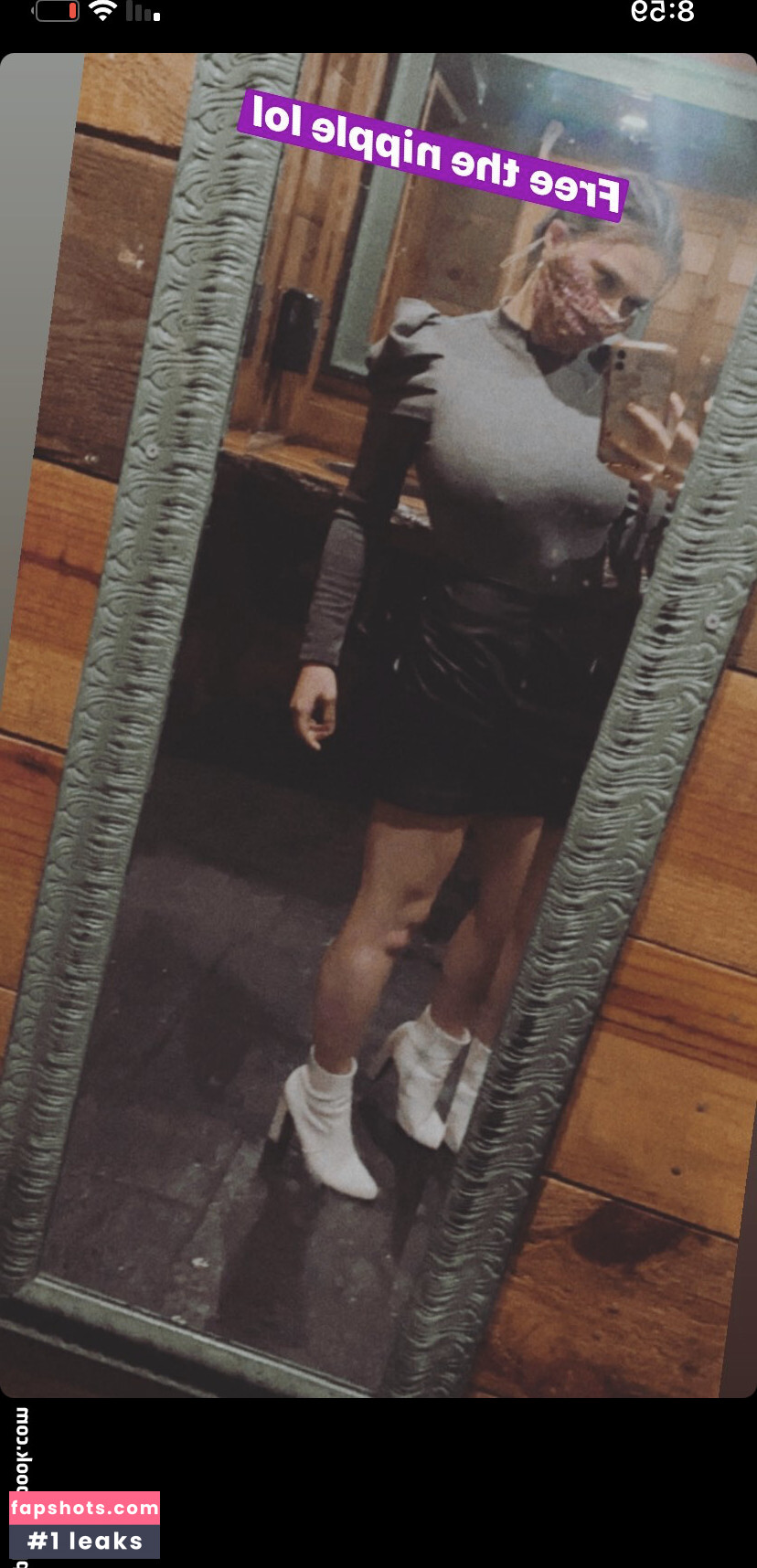 Sara Civian gallery photo #12