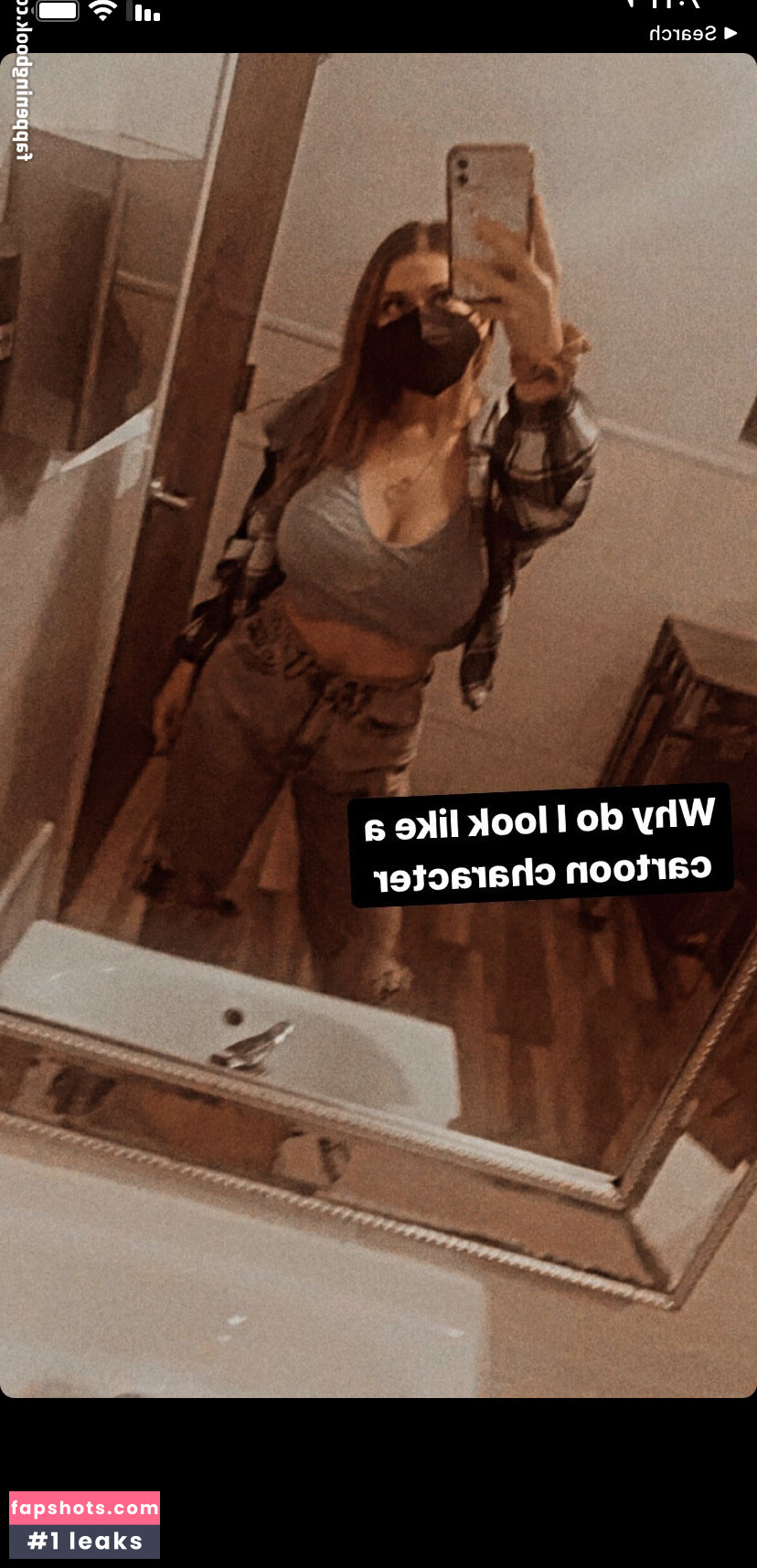 Sara Civian gallery photo #9