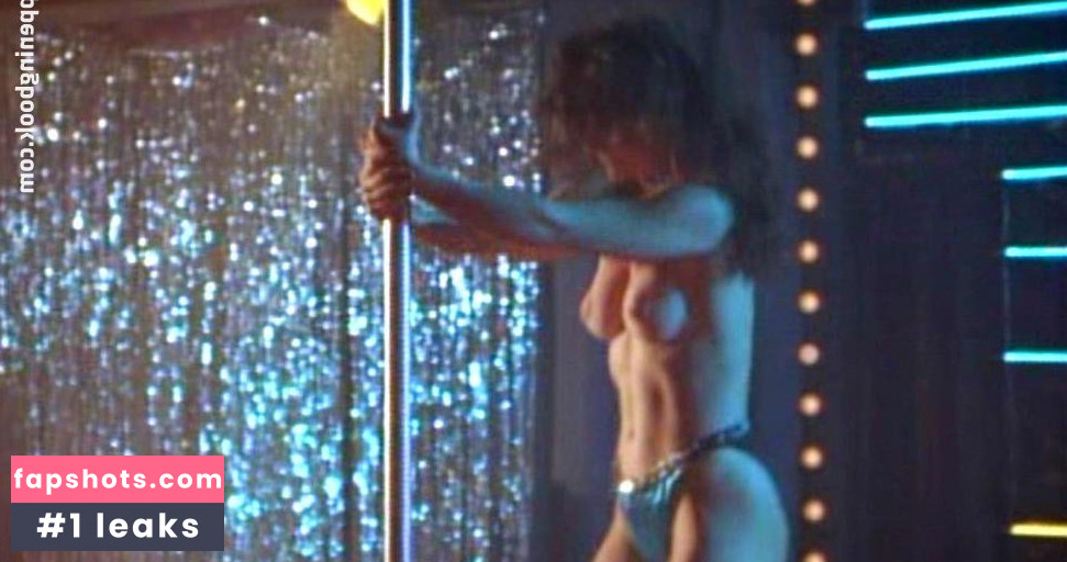 Sara Costa gallery photo #4