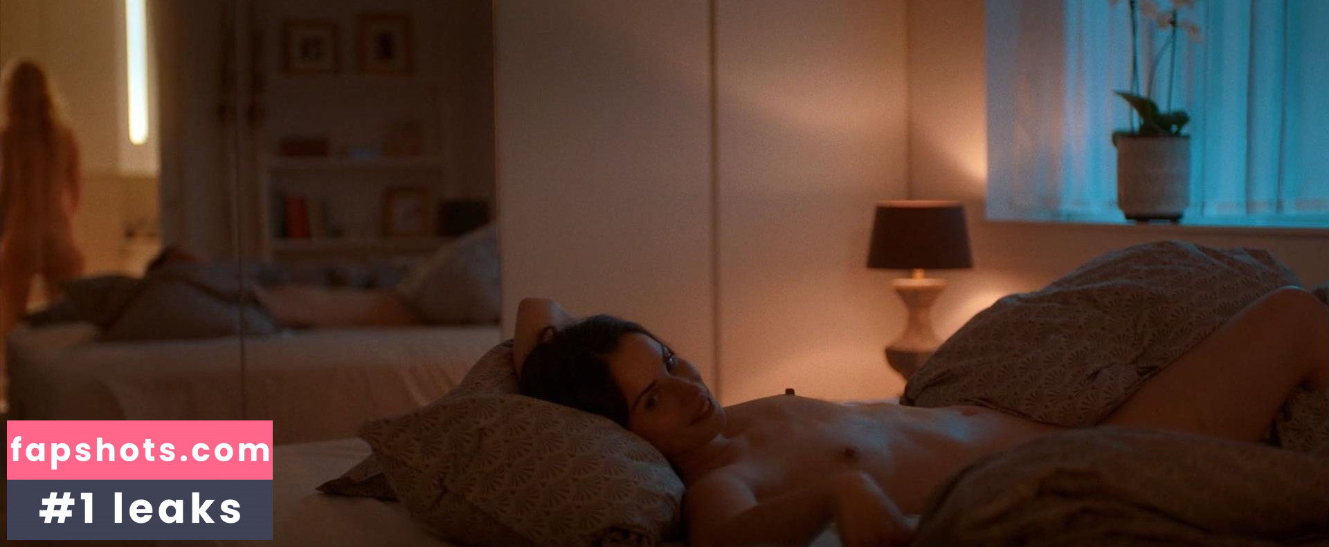 Sara Dögg Ásgeirsdóttir gallery photo #11