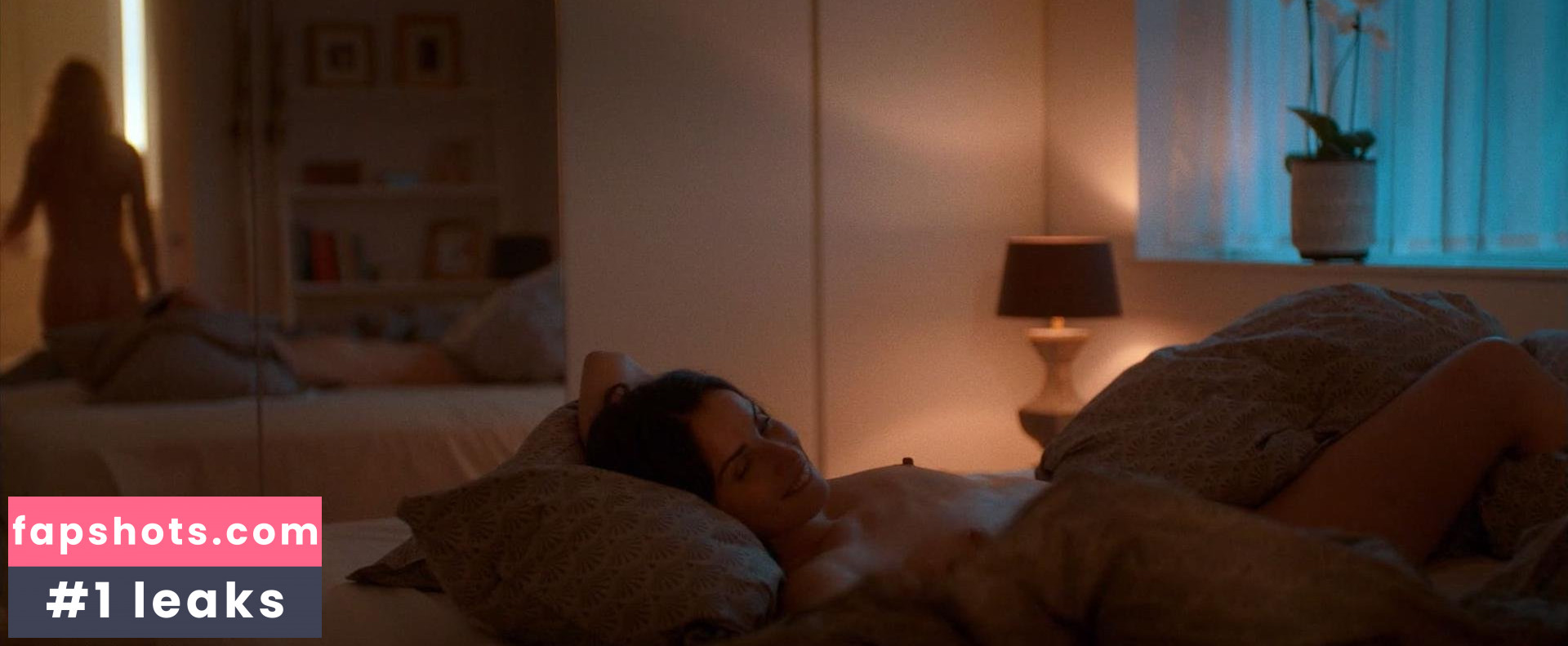 Sara Dögg Ásgeirsdóttir gallery photo #6