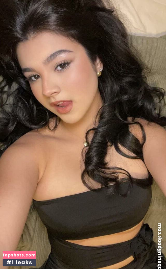 Sara Echeagaray gallery photo #23