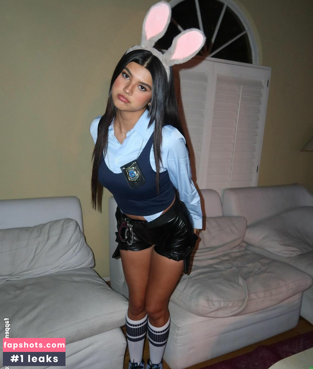 Sara Echeagaray gallery photo #42