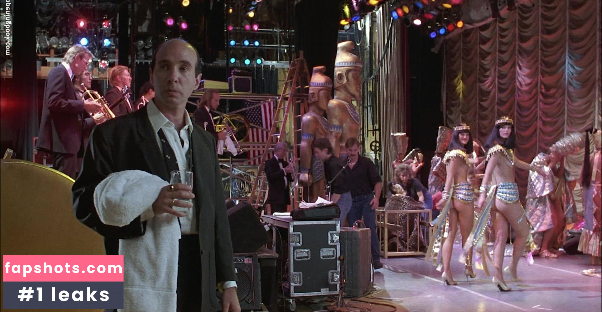 Sara Eckhardt gallery photo #2