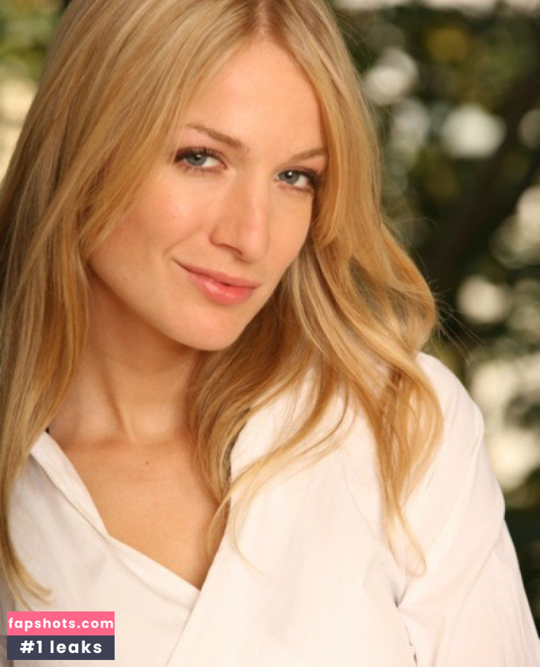 Sara Gmuer Nude Leaks OnlyFans Photos #4 - LeakJerk