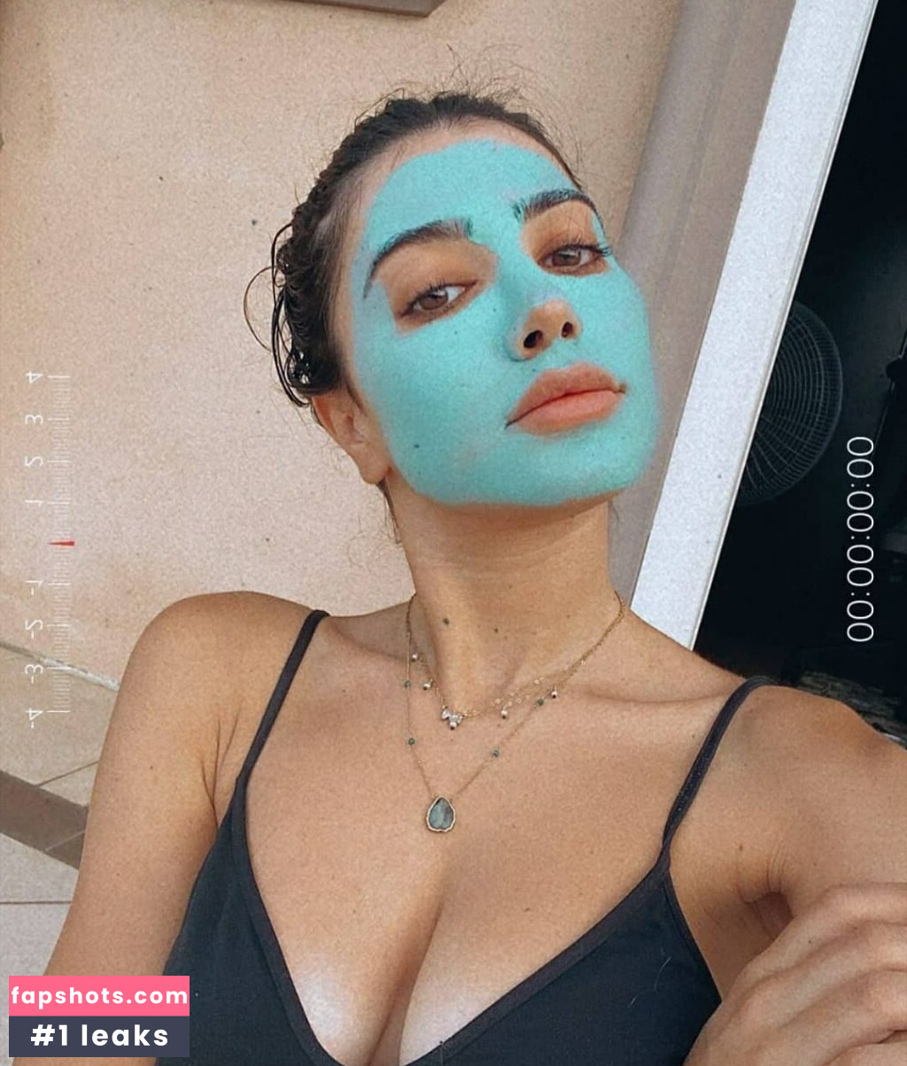 Sara Hesri Nude Leaks OnlyFans Photos #5 - Fapshots