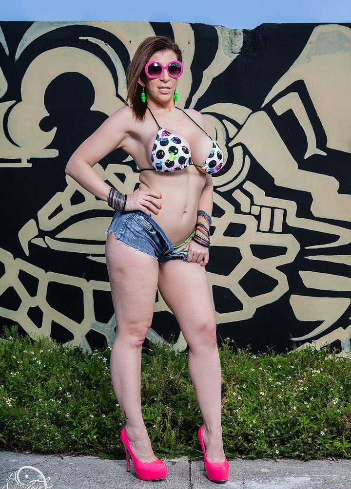 sara-jay-1 gallery photo #11619