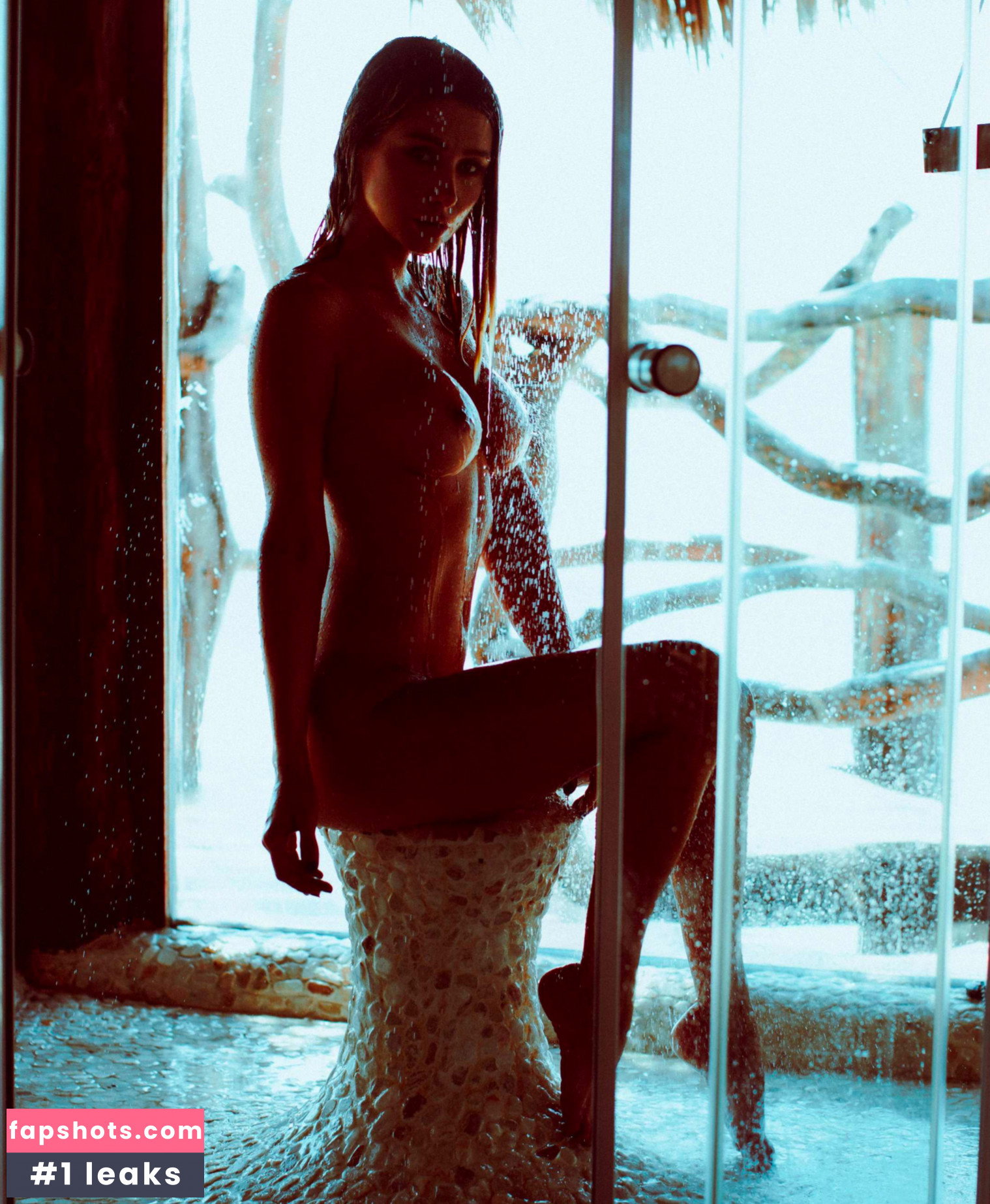 Sara Jean Underwood gallery photo #331