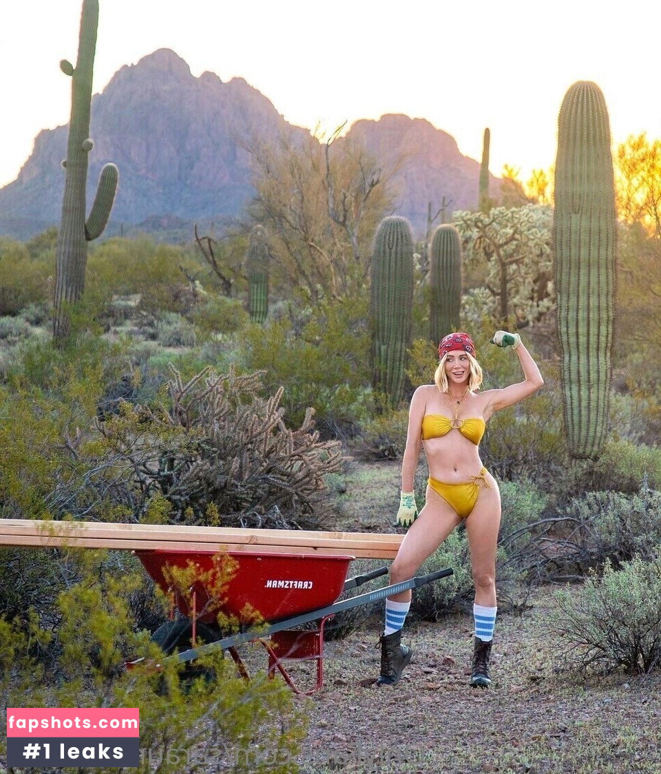 Sara Jean Underwood gallery photo #3462