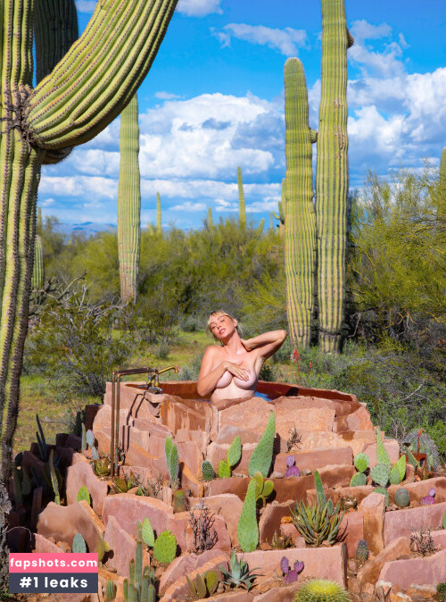 Sara Jean Underwood gallery photo #1471