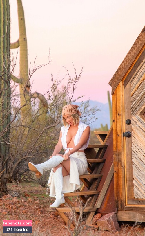 Sara Jean Underwood gallery photo #1643