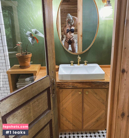 Sara Jean Underwood gallery photo #2287