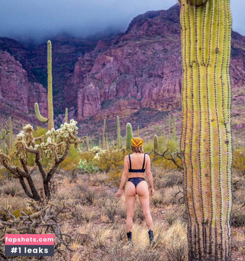 Sara Jean Underwood gallery photo #2685