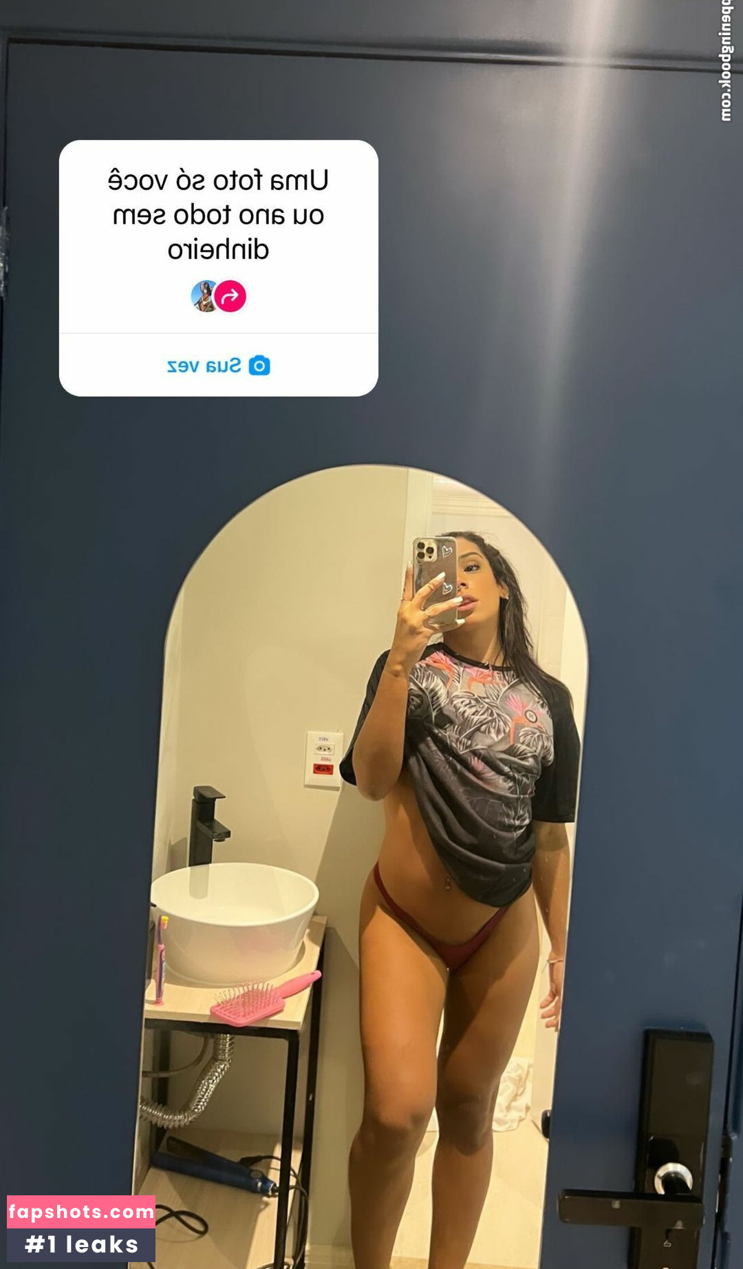 Sara Jordan nude babe gallery