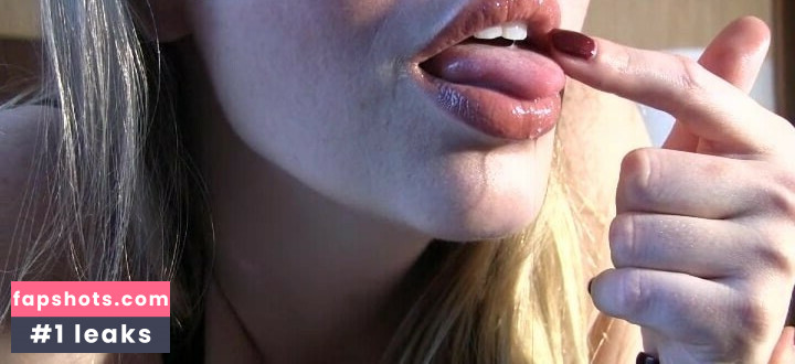 Sara Liz gallery photo #52