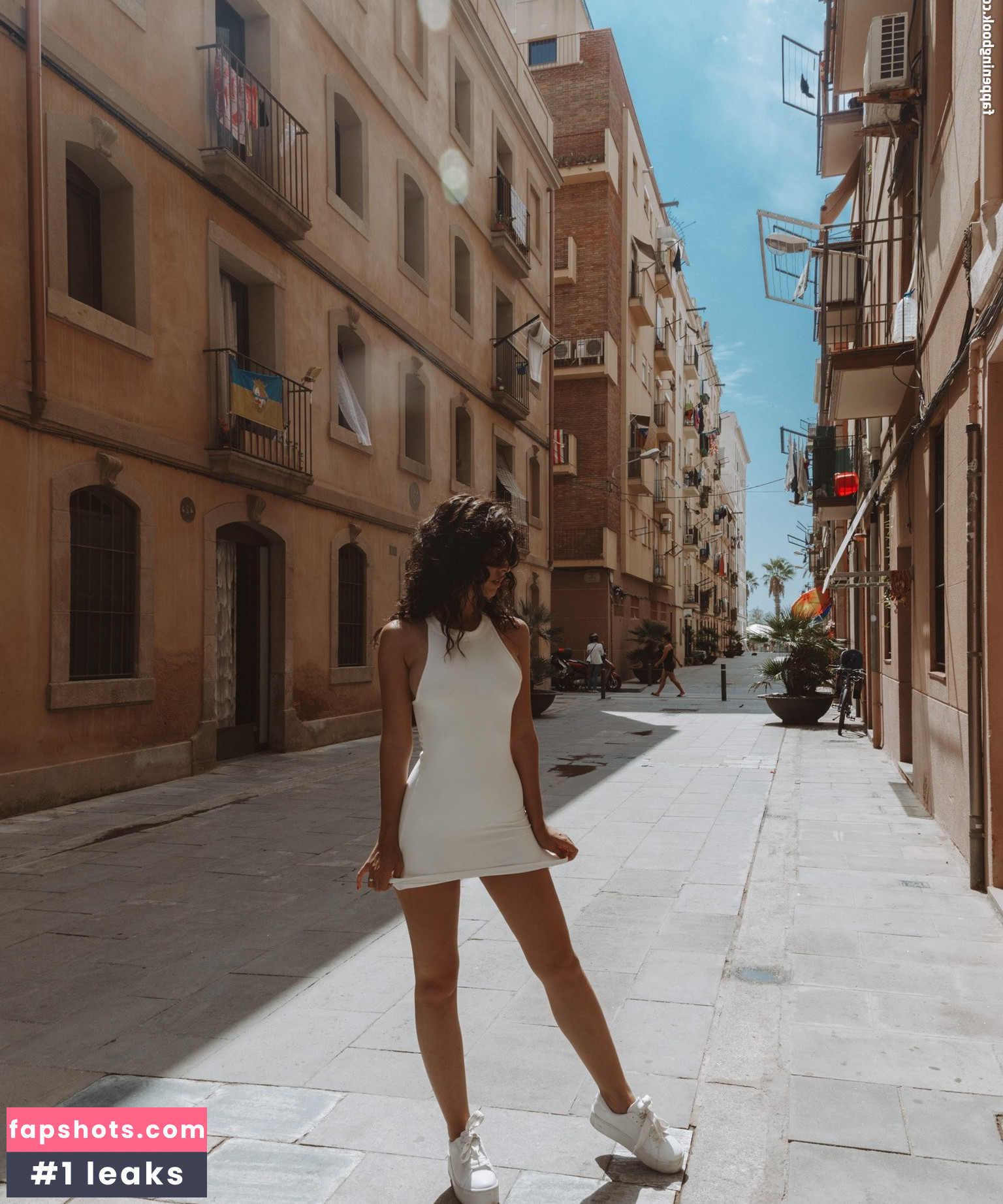 Sara Llamas gallery photo #82