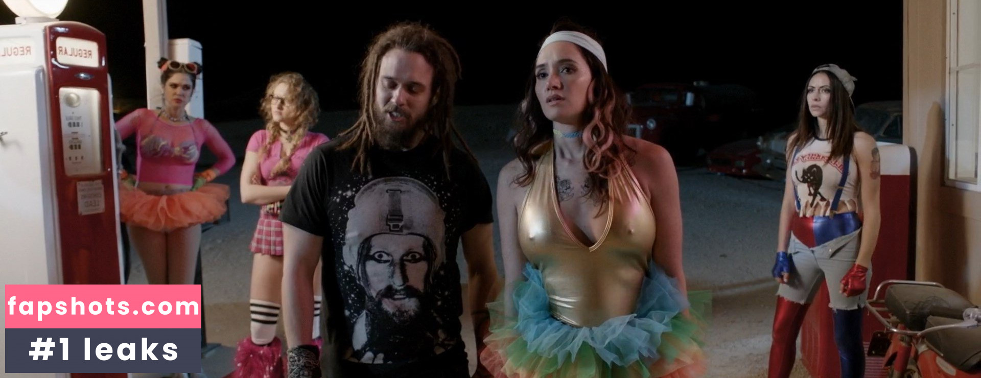 Sara Malakul Lane gallery photo #50