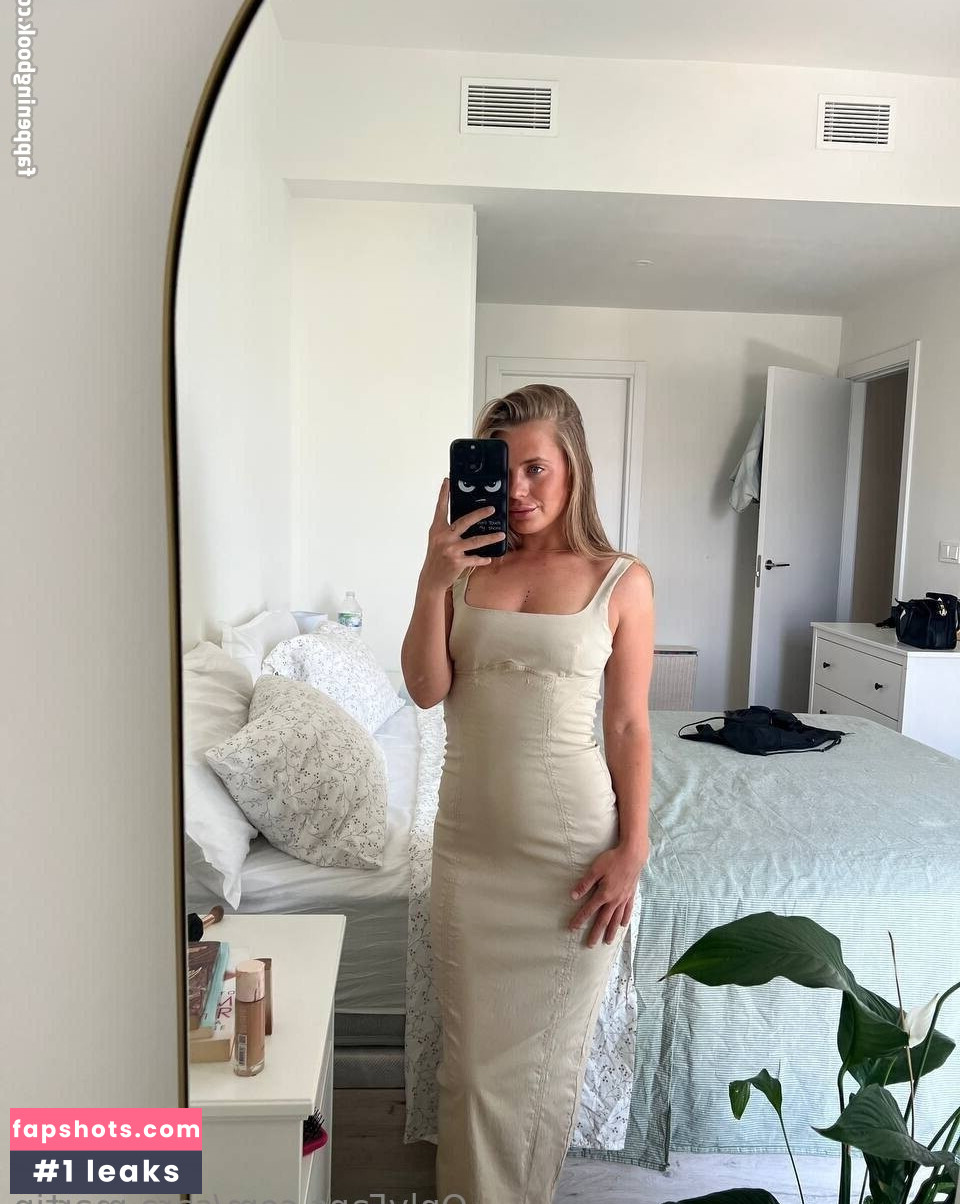Sara.martin Nude Leaks OnlyFans Photos #4 - LeakJerk
