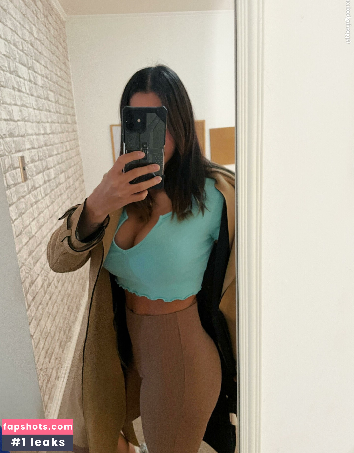 Sara Miller gallery photo #14