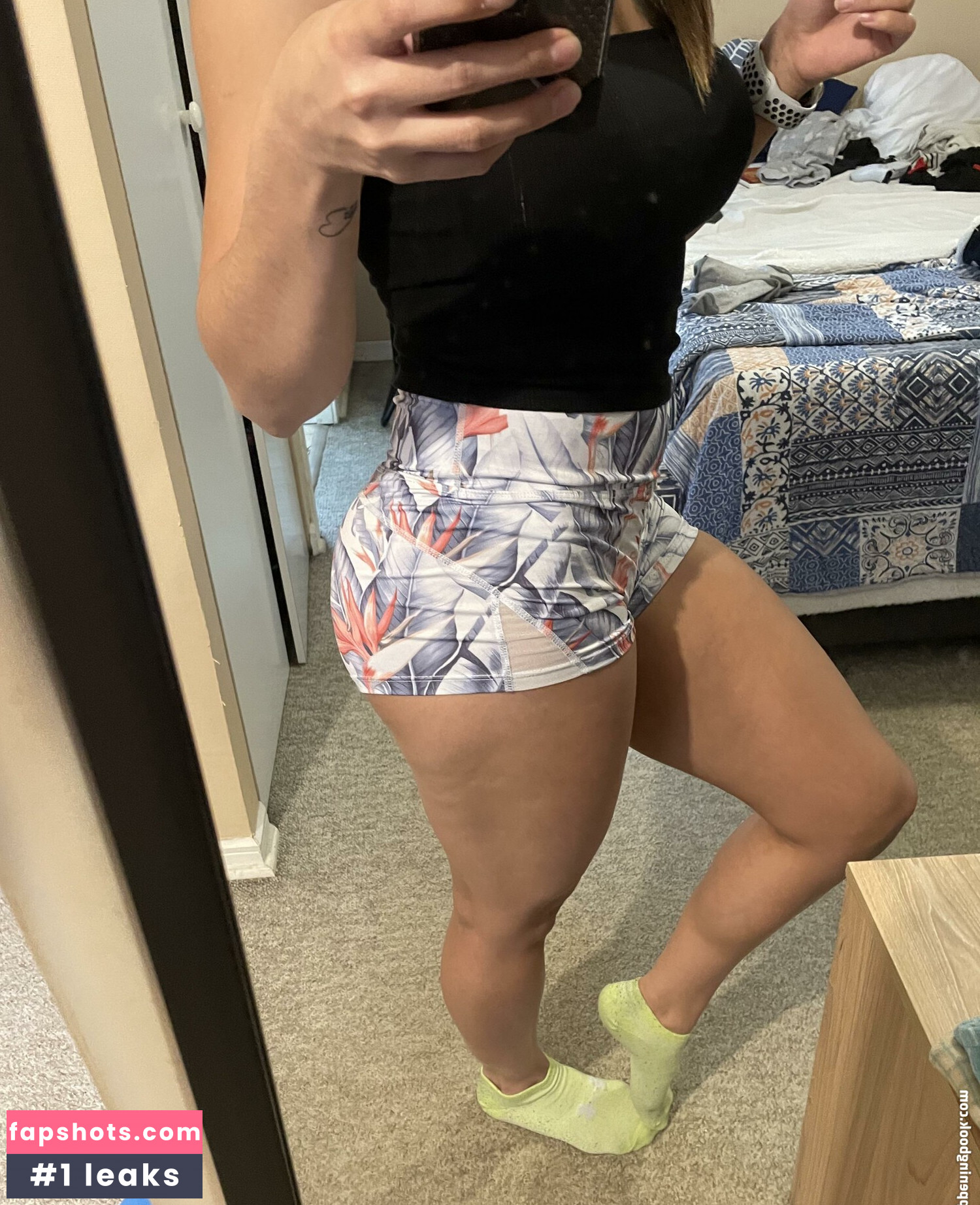 Sara Miller gallery photo #16