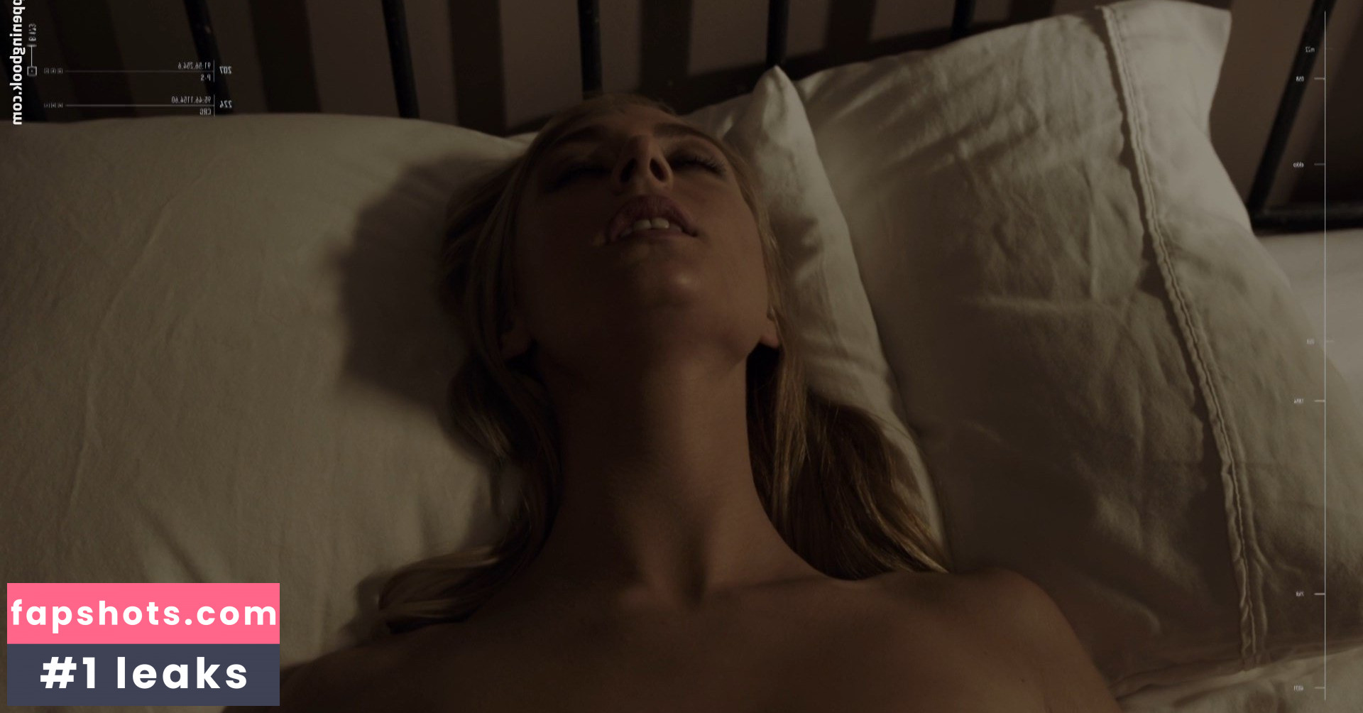 Sara Mitich gallery photo #5