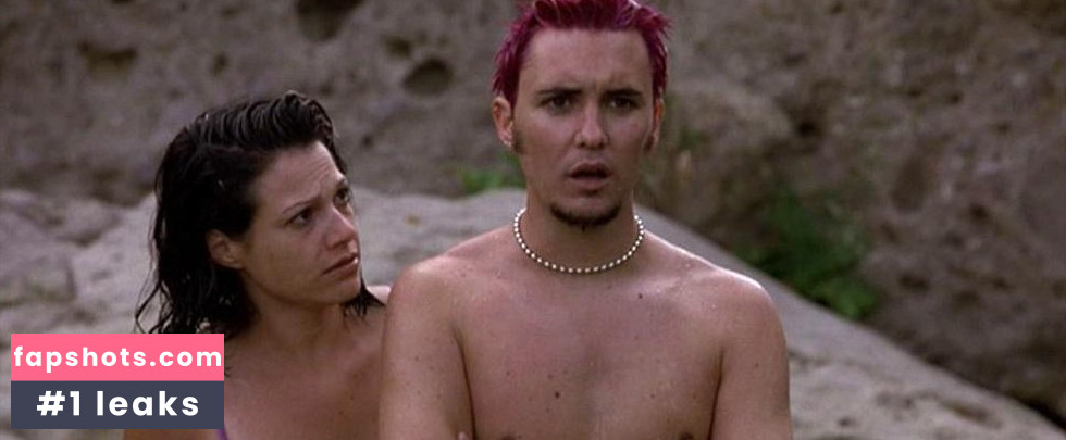 Sara Mornell nude babe gallery