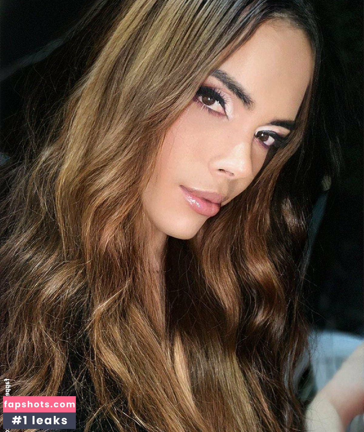 Sara gallery photo #44