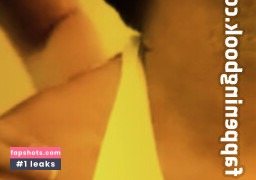 Sara Retali gallery photo #76