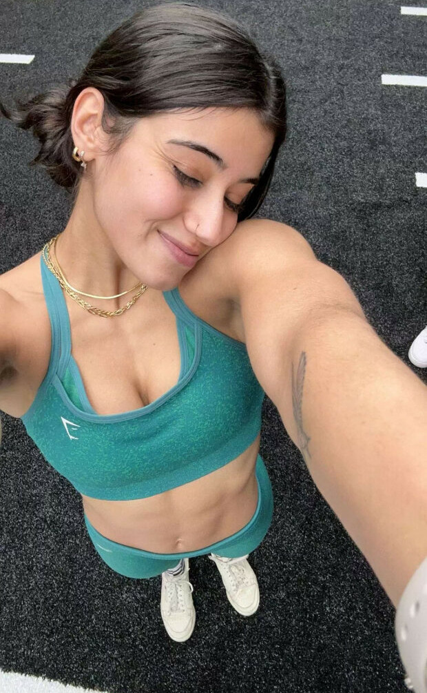 sara-saffari Nude Leaks OnlyFans Photos #196 - LeakJerk