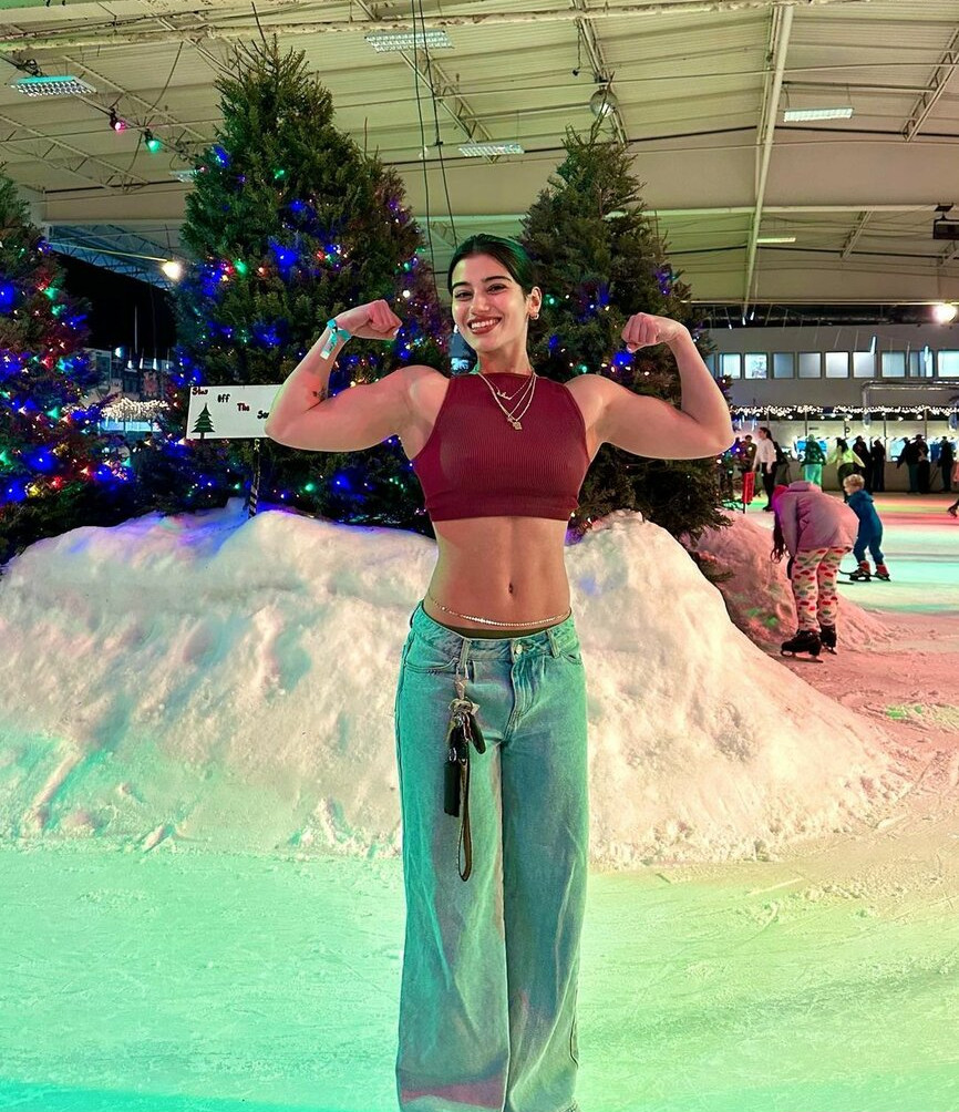 sara-saffari Nude Leaks OnlyFans Photos #254 - LeakJerk