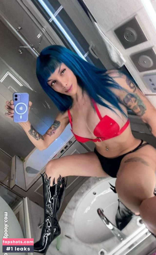 Sara Salazar gallery photo #49