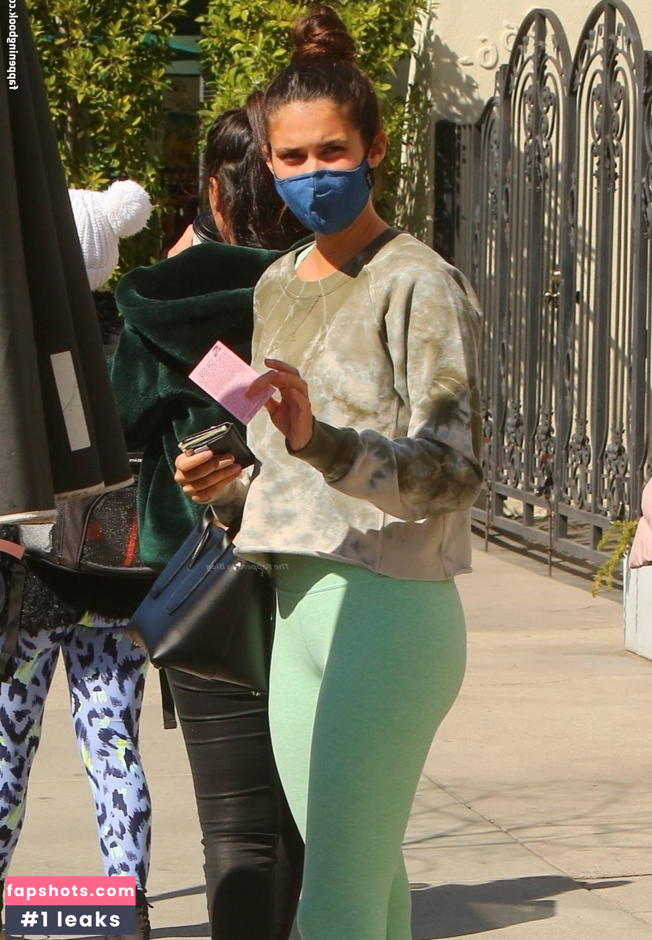 Sara Sampaio gallery photo #1059