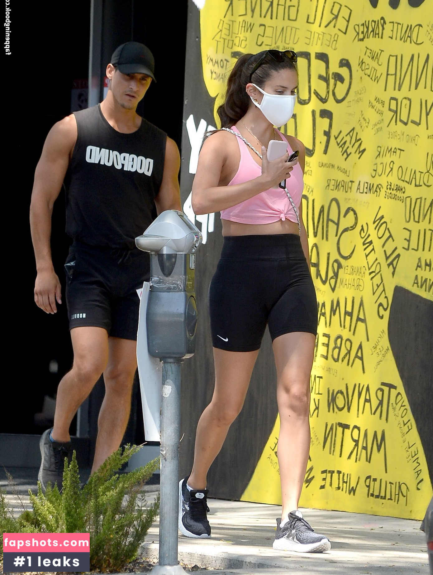 Sara Sampaio gallery photo #1104