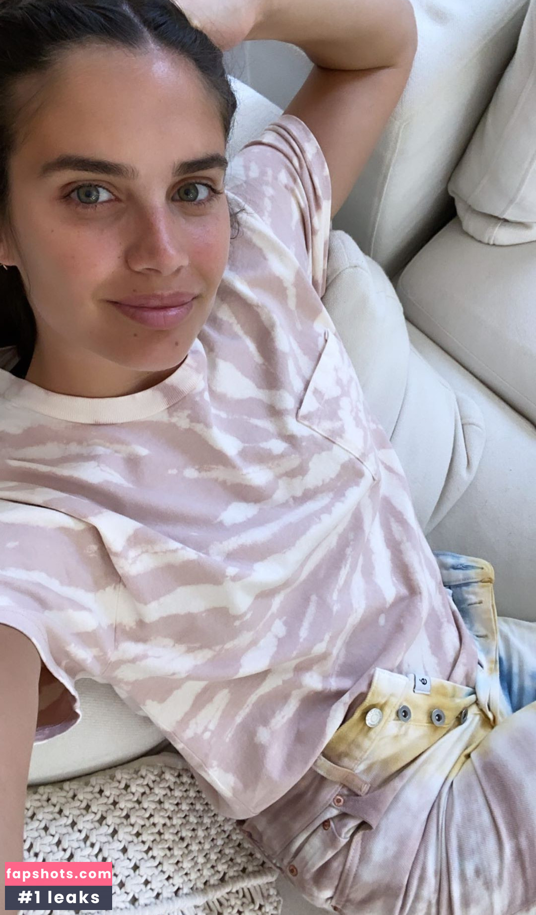 Sara Sampaio gallery photo #1182