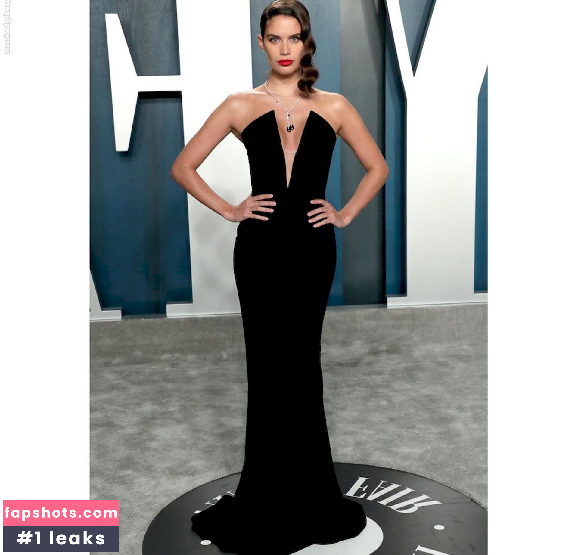 Sara Sampaio gallery photo #1215