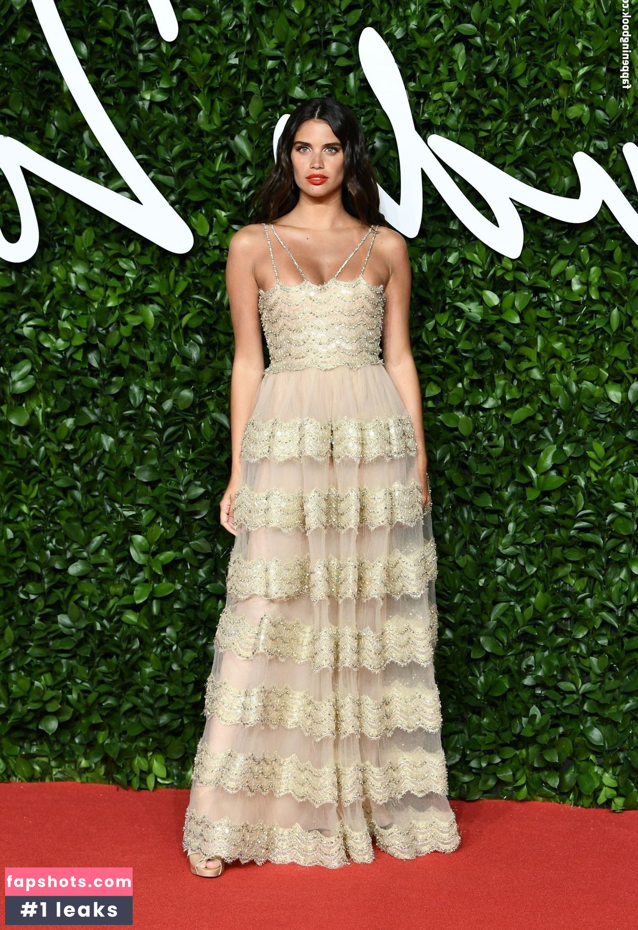 Sara Sampaio gallery photo #1232