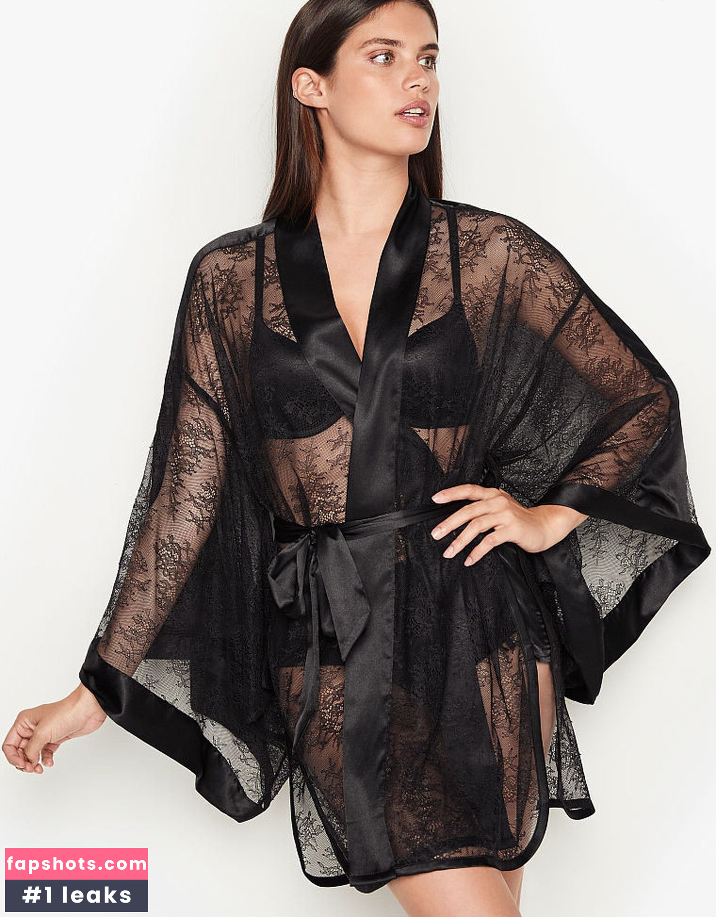 Sara Sampaio gallery photo #1372