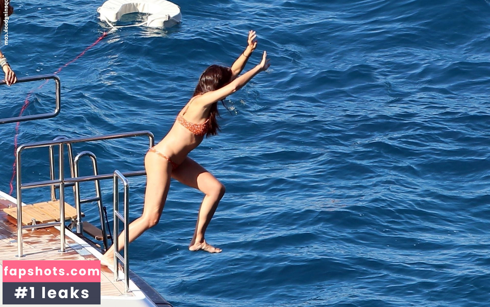 Sara Sampaio gallery photo #1398