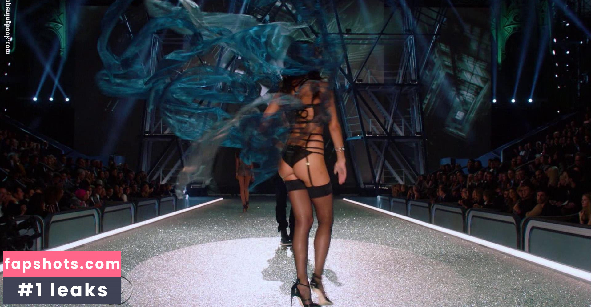 Sara Sampaio gallery photo #1484