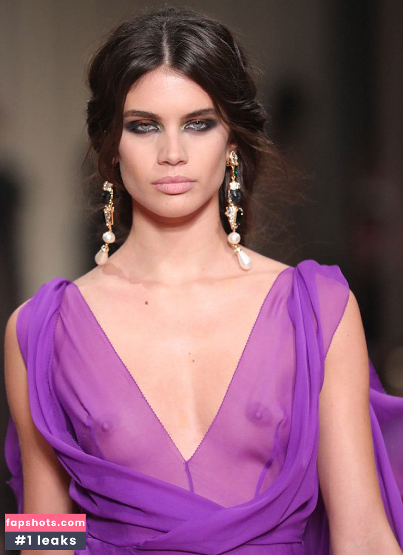 Sara Sampaio gallery photo #1513