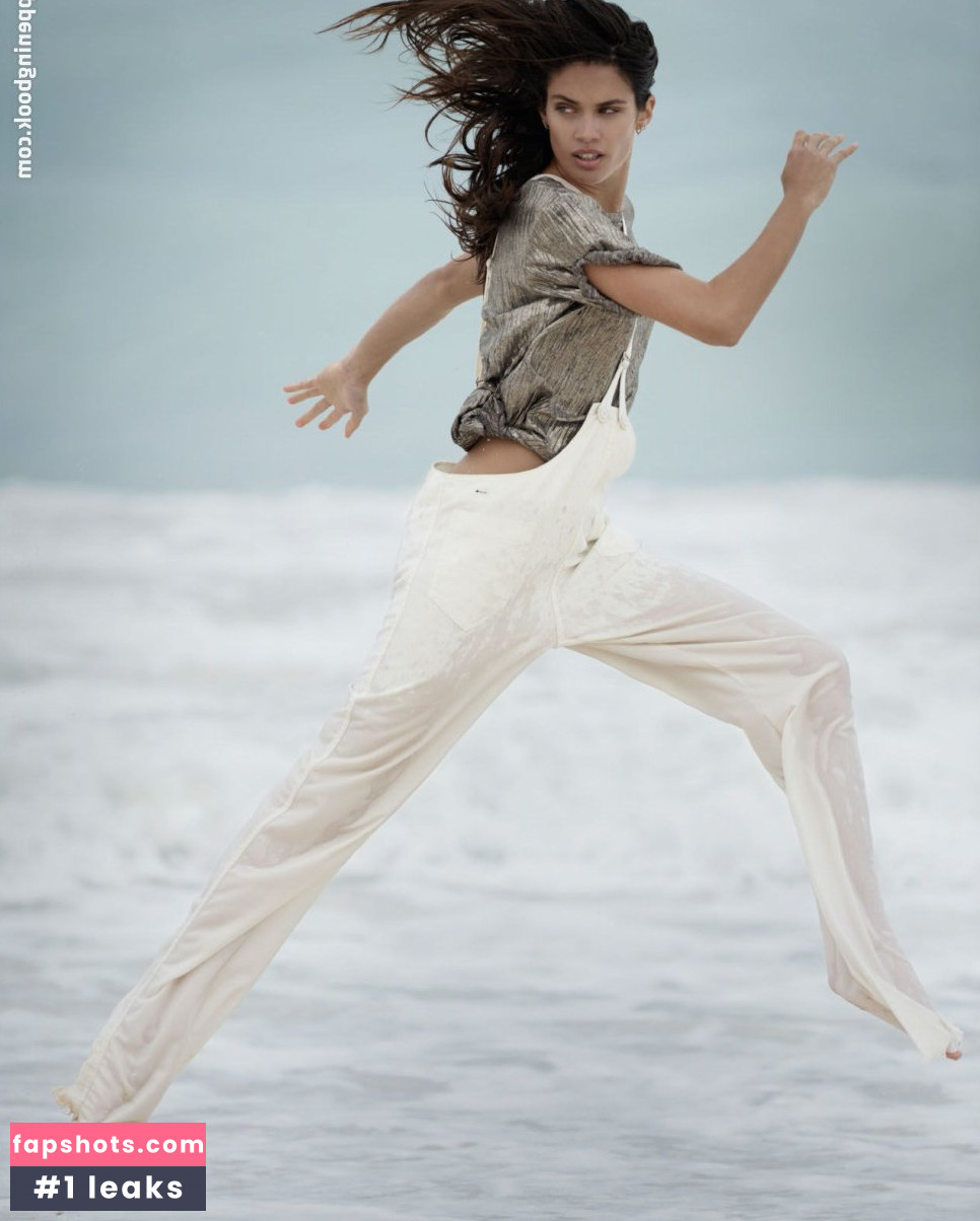 Sara Sampaio gallery photo #1651