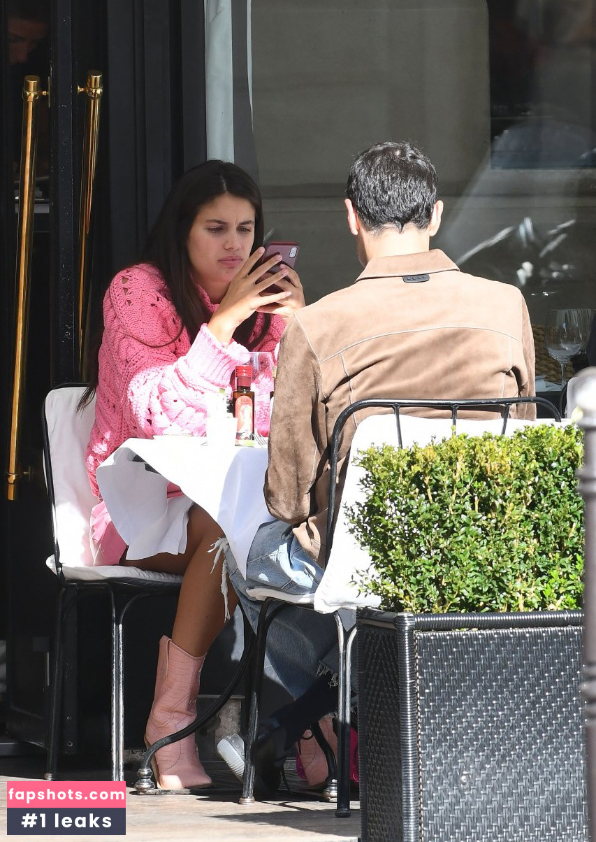 Sara Sampaio gallery photo #2677