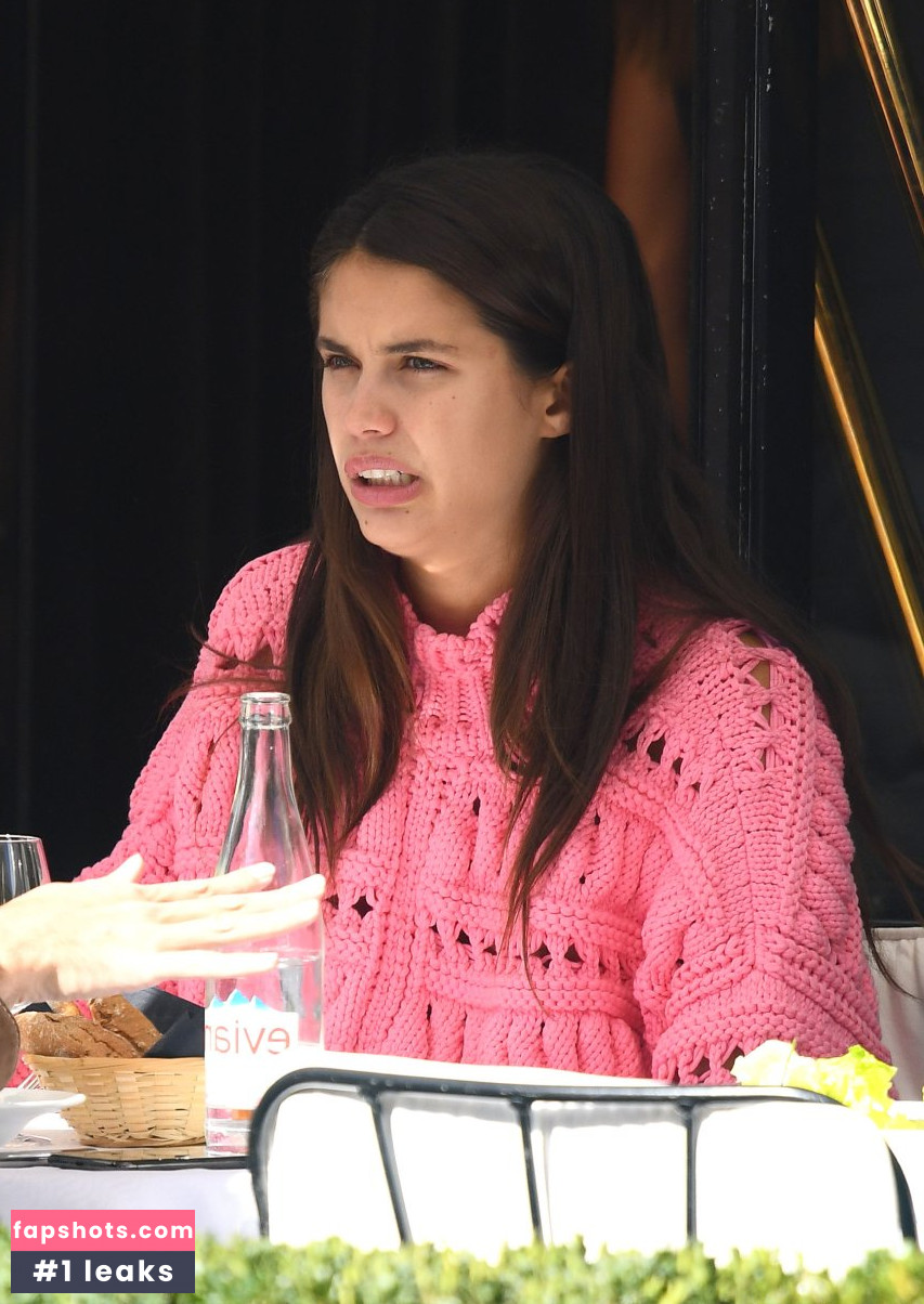 Sara Sampaio gallery photo #2681