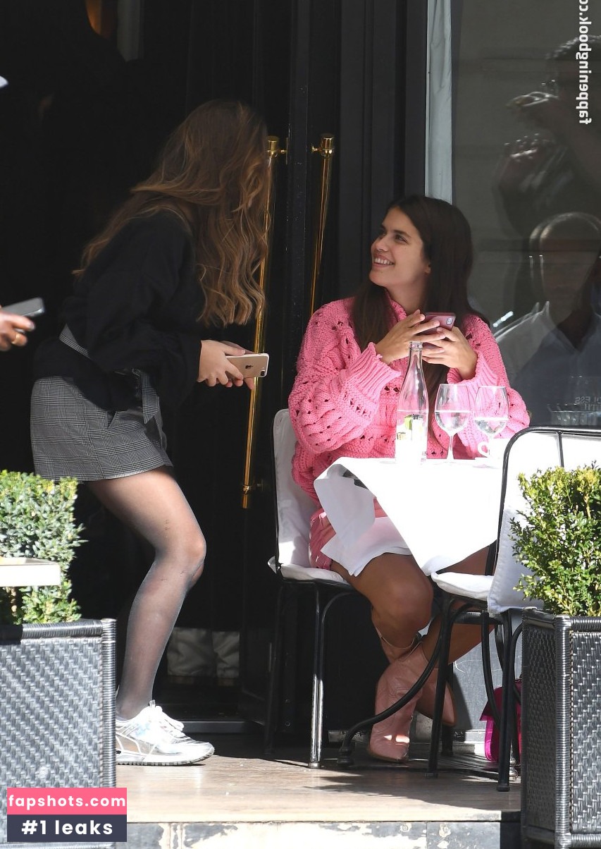 Sara Sampaio gallery photo #2686