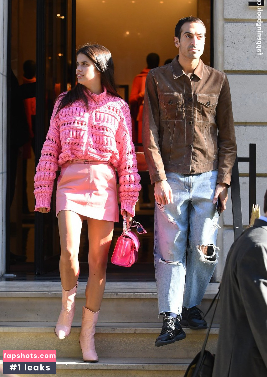 Sara Sampaio gallery photo #2694