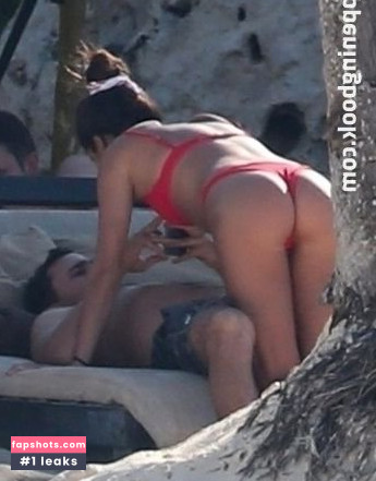 Sara Sampaio gallery photo #2759